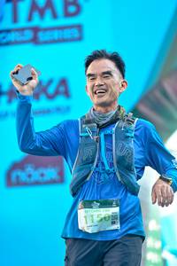 BIB: 100, 1150
                            <button type="button" onclick="openModal(24886823)" class="btn btn-primary btn-sm float-right btn-popup" data-toggle="modal" data-target=".modal-high-quality">
                        <i class="fas fa-shopping-cart"></i> Add to Cart
                    </button>
                                            <button type="button" onclick="isThisMe(24886823, true)" class="btn btn-success btn-sm float-right btn-popup btn-isme hidden" data-toggle="tooltip" data-placement="bottom" title="นี่คือรูปของคุณใช่ไหม คลิกที่นี่เพื่อเอาเข้าอัลบั้ม">
                        <i class="fas fa-plus"></i> Add to album
                    </button>
                    <button type="button" onclick="isThisMe(24886823, false)" class="btn btn-warning btn-sm float-right btn-popup btn-isnotme hidden">
                        <i class="fas fa-ban"></i> Remove from album
                    </button>